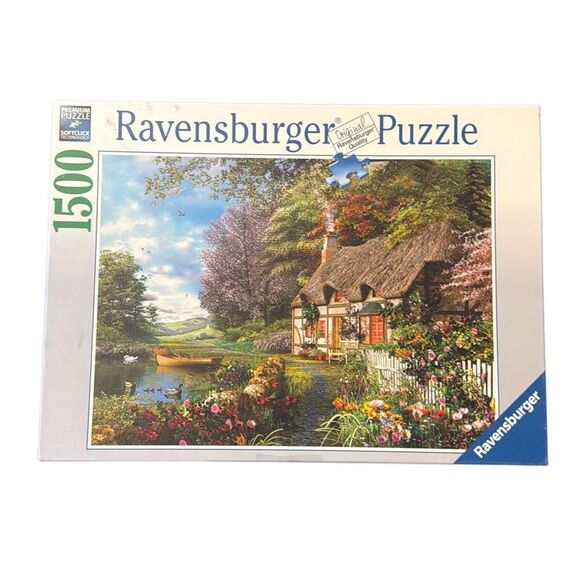 Ravensburger Country Cottage 1500 Piece Jigsaw Puzzle – Softclick Technology Mea - Picture 1 of 4